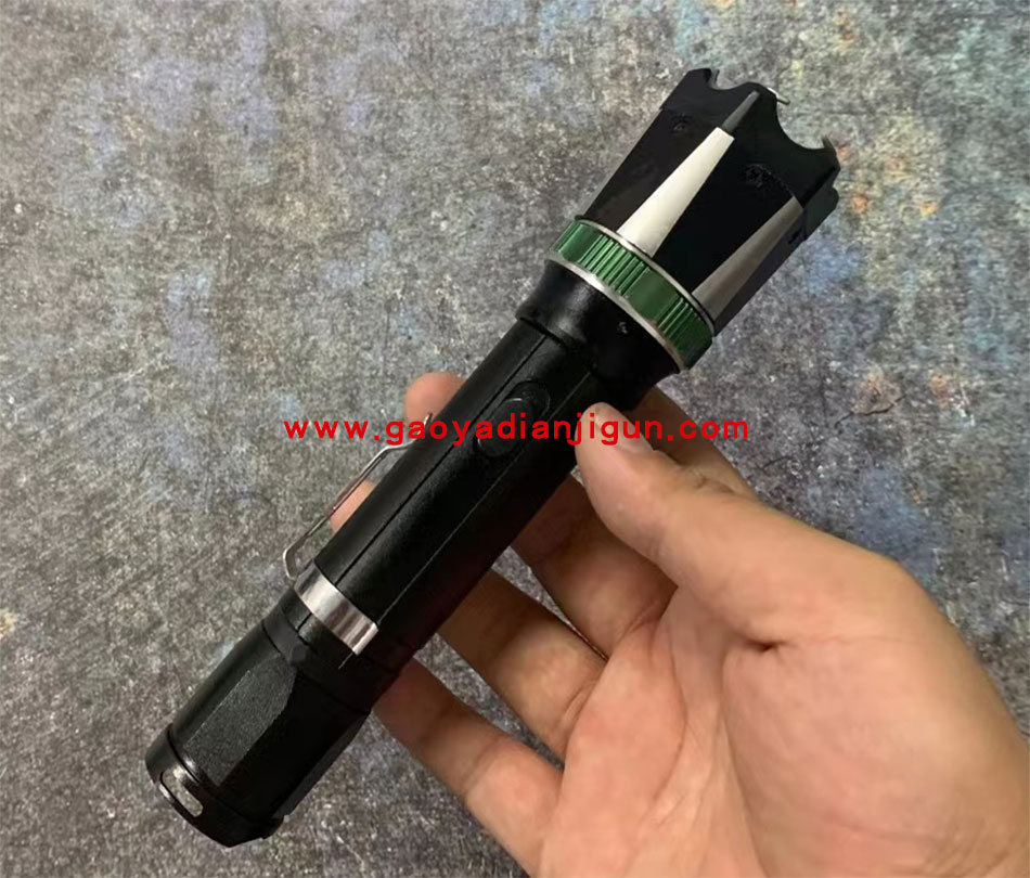 黑鹰6610高压电棍